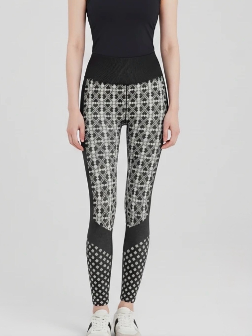 all in motion Black & White Patterned High-Rise Leggings